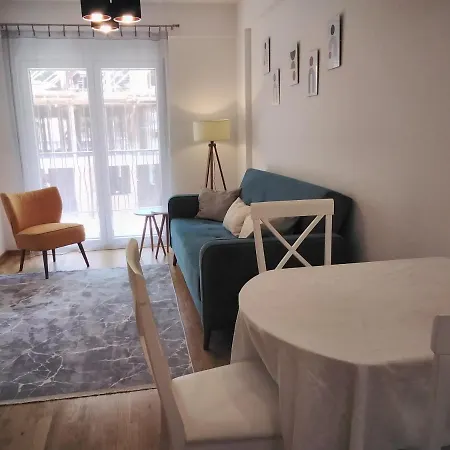 Apartment Yeshill Homes
